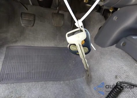 1999 Toyota Tacoma from USA, damaged, VIN 4TAWN72N9XZ467433